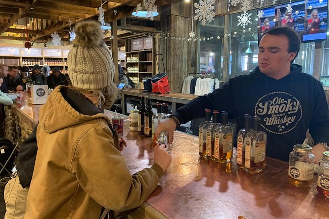 Top Rated Wine and Shine Walking Tour - Wine Tasting Experience