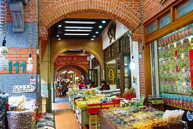 Top Taipei Highlights: Private Charter Tour with Local Guide - FAQs