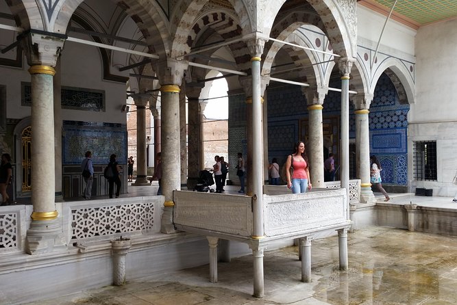 Topkapi Palace and Rug Shopping With Expert - Private - Expert Rug Shopping Tips