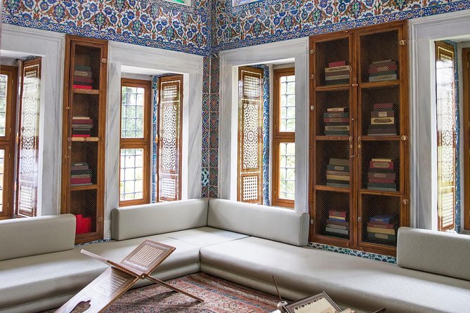 Topkapi Palace Skip-The-Line Entry With Guided Tour - The Sum Up