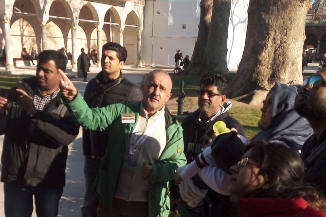 TOPKAPI Palace-Small Group Tour With Skip the Line Tickets - Skip the Line Feature