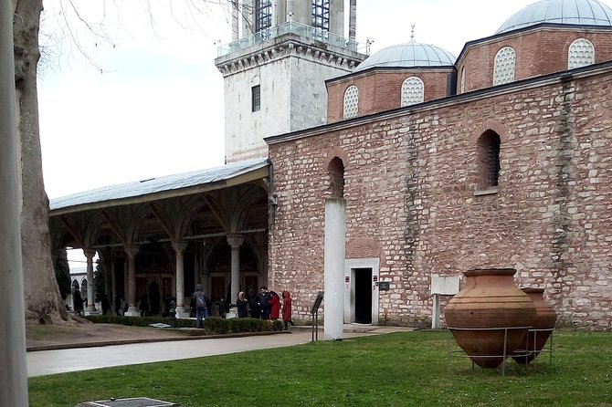 TOPKAPI Palace-Small Group Tour With Skip the Line Tickets - Meeting and End Points