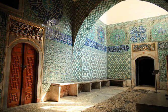 Topkapi Palace,Blue Mosque,Grand Bazar:Feel Like Sultans in a Day at Istanbul: - Blue Mosque: Experience Islamic Architecture