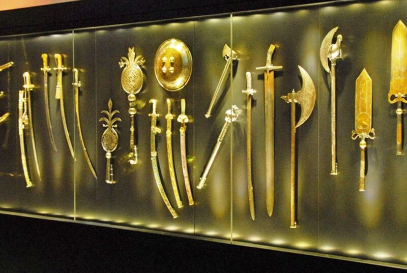 Topkapi Palace&Harem-Guided Tour-Skip lines- All tickets inc - Topkapi Palace & Harem Guided Tour: An Inside Look at Ottoman Opulence