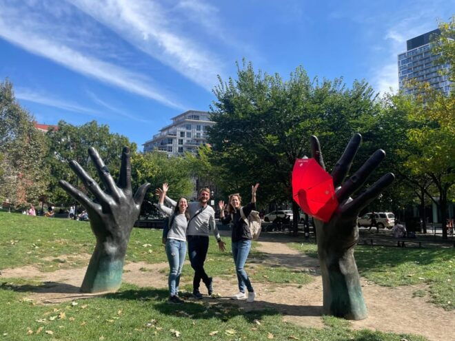 Toronto: 3-hour City Highlights Tour - Tour Features and Inclusions