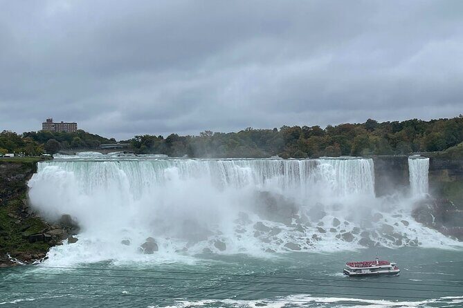 Toronto Car Tour with Sandhurst Highlights - Price and Value