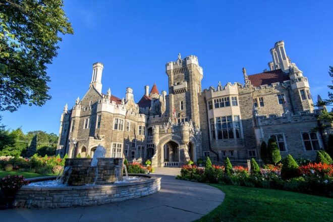 Toronto: Casa Loma Guided Tour - Guided Exploration of Casa Loma