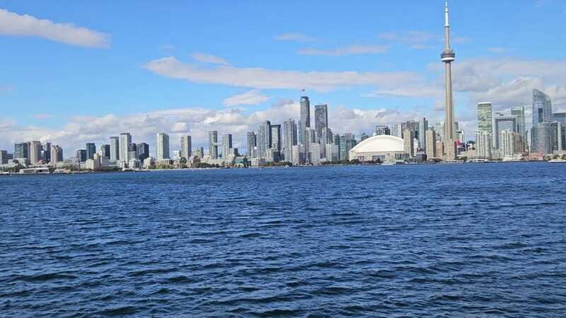 Toronto: Highlights Drive and Walking Tour - FAQ