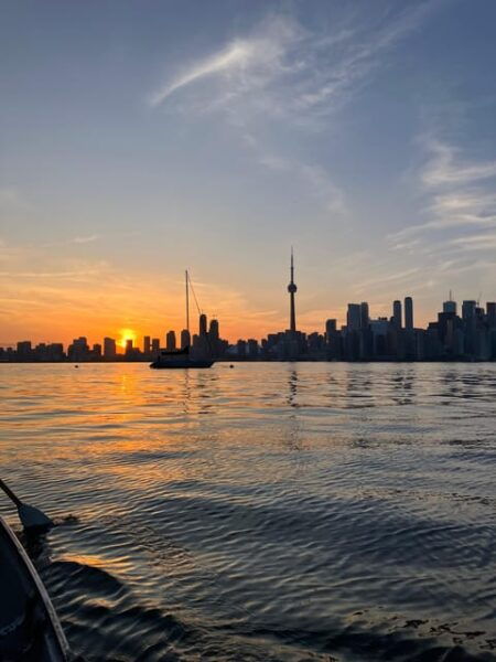 Toronto: Island Night Walk and Views of the City - Getting to the Meeting Point