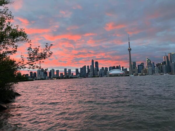 Toronto: Island Night Walk and Views of the City - Recommended Attire and Gear