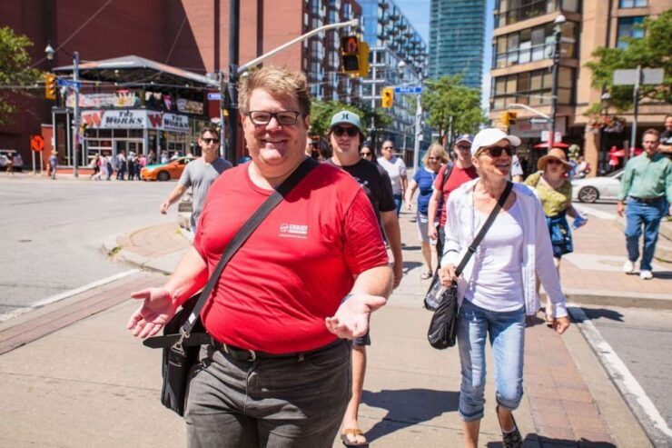 Toronto: Local Craft Beer, History and Culture Tour - Tour Duration and Guide Information