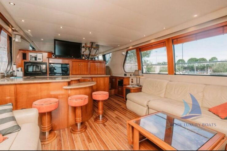 Toronto: Maverick Luxury Yacht Charter - Booking Details