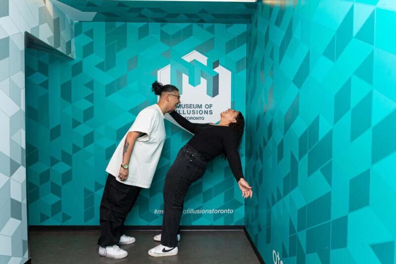 Toronto: Museum of Illusions Entry Ticket - Who Will Love the Museum of Illusions?  