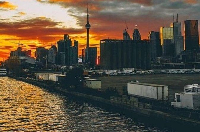 Toronto Must-See Attractions Walking Tour With A Guide - Final Thoughts