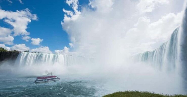 Toronto: Niagara Falls Day Tour With Boat & Behind the Falls - Good To Know