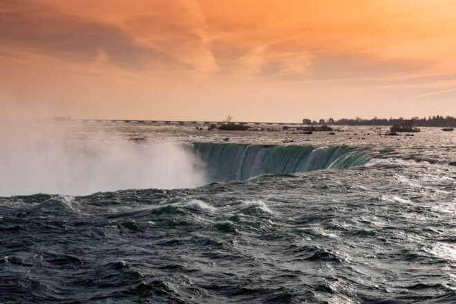 Toronto: Niagara Falls Day Tour With Boat & Behind the Falls - Customer Reviews
