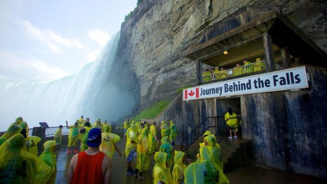 Toronto: Niagara Falls Day Tour With Boat & Behind the Falls - Meeting Point and Directions