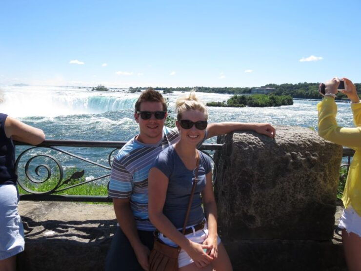 Toronto: Niagara Falls Day Trip With Wine Tasting & Transfer - Niagara Falls Exploration