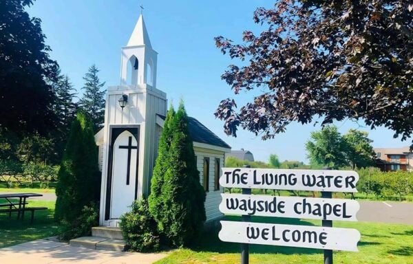 Toronto: Niagara-on-the-Lake, Winery & Chocolate Day Trip - Recommended Packing and Accessories