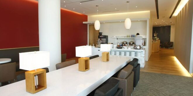Toronto: Pearson Airport Plaza Premium Lounge Access - Renovation and Concept Lounge
