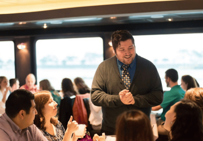 Toronto: Premium Harbor Cruise With Lunch, Brunch, or Dinner - Onboard Amenities