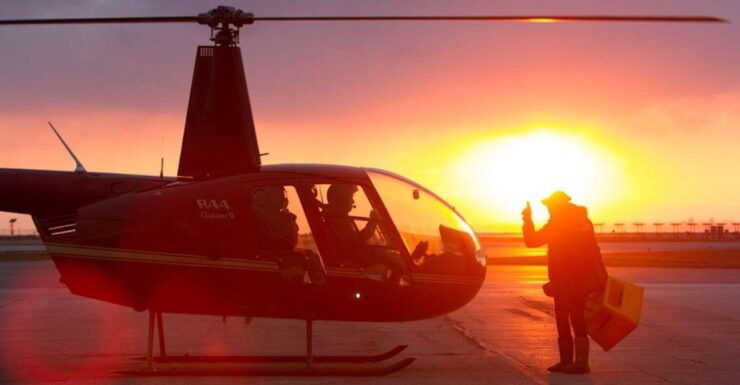 Toronto: Private Twilight Helicopter Tour With Wine - Experience Highlights