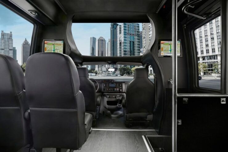 Toronto: Shuttle Transfer Between Downtown and Niagara Falls - Convenient and Stress-Free Door-To-Door Transfers