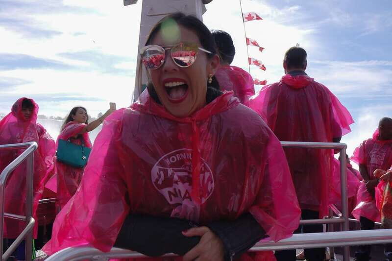 Toronto: Splendours of Niagara Falls Small Group Tour w/Boat - Transportation and Comfort