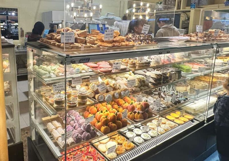 Toronto: St Lawrence Market Food Tour with 6 Tastings - Starting Point and First Impressions