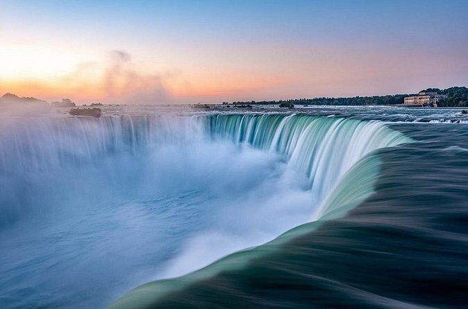 Toronto to Niagara Falls In-Depth Small Group Tour w/Boat Option - FAQ