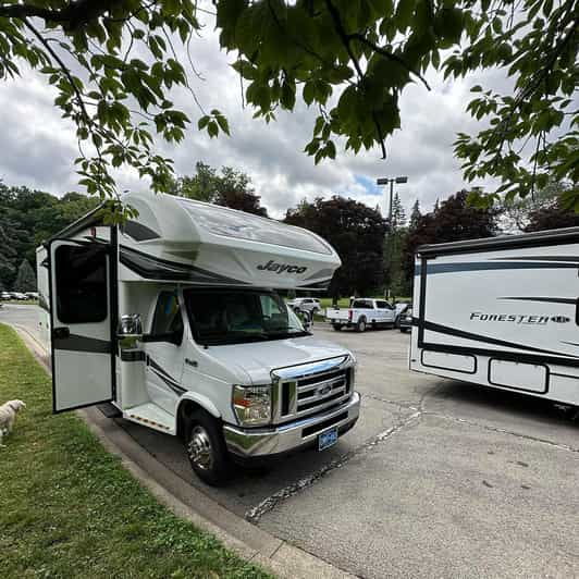 Toronto to Niagara Falls RV-Motorhome Tour - Itinerary and Experience