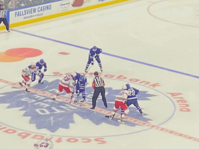 Toronto: Toronto Maple Leafs Game Ticket at Scotiabank Arena - Game Experience