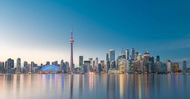 Toronto Walking Tour W/ Boat Cruise - Experience Highlights