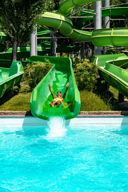 Torre Del Greco: Valley of the Bear Waterpark Entry Ticket - Visitor Ratings and Feedback