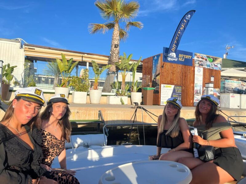 Torrevieja: Guided Tour on Board a Private Boat. - Historical Insights and Itinerary