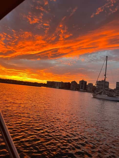 Torrevieja: Private Sunset Boat Tour with Cava - Cost and Value