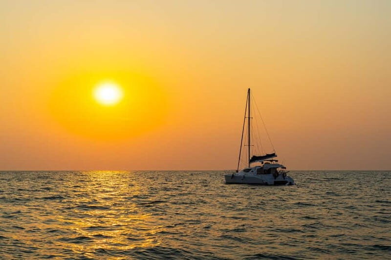 Torrevieja: Sundowner Tour with the Catamaran Apaleo - A Deeper Look at the Torrevieja Sundowner Catamaran Experience
