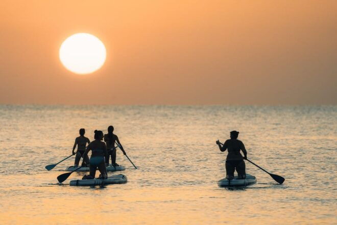 Torrevieja: SUP Paddleboard Rental on Los Locos Beach - Language Options