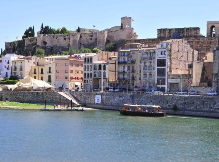 Tortosa: Guided Walking Tour With Cathedral Visit - Whats Included and Excluded