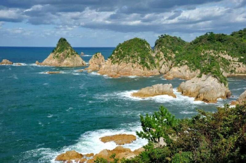 Tottori: Sand Dunes & Sea Coast Private Tour with Pickup - Who Will Love This Tour?