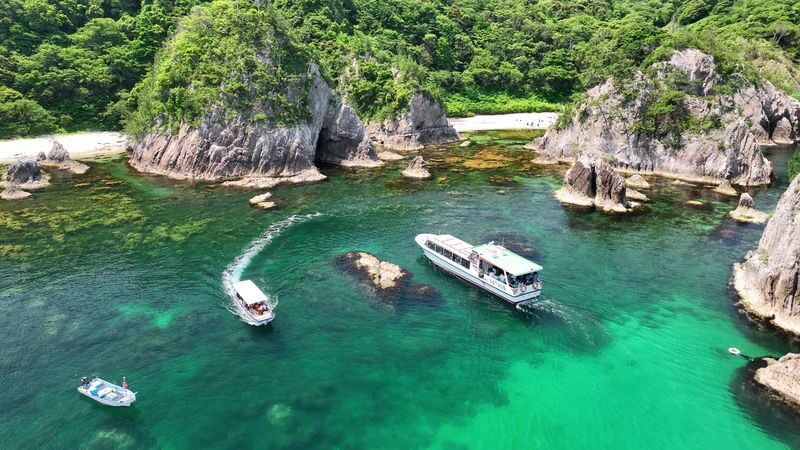 Tottori Sand Dunes & Uradome Coast Full-Day Bus Tour - Why pair the dunes with the coast