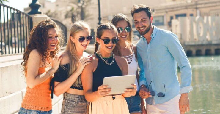 Toulon : Bachelorette Party Outdoor Smartphone Game - Experience Highlights