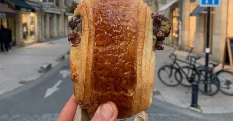 Toulouse: Bakeries, Chocolate & Patisseries Food Tour - Experience Local Boulangeries