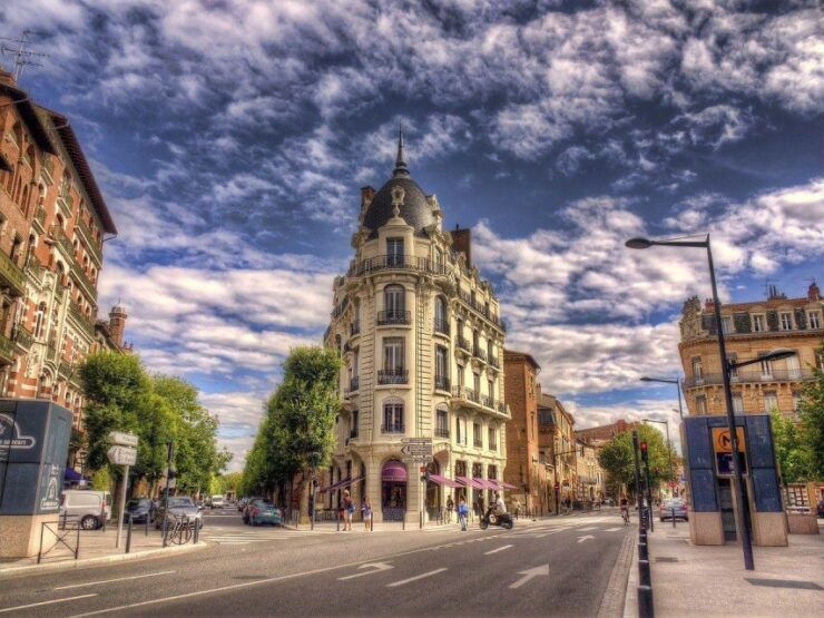 Toulouse: Christmas Market Walking Tour - Tour Details