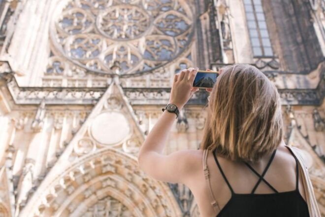 Toulouse: Express Walk With a Local in 60 Minutes - Important Participant Information