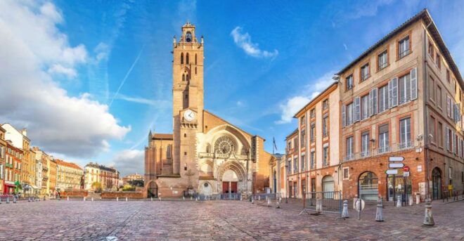Toulouse: Highlights Self-Guided Scavenger Hunt & Tour - Scavenger Hunt Details