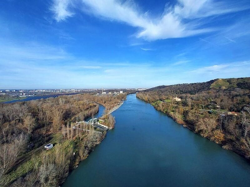 Toulouse Panorama, Electric Bike Ride and Cable Car - Exploring the Banks of the Garonne River