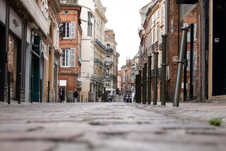 Toulouse Private Guided City Tour - Booking and Cancellation Policies