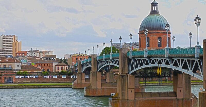 Toulouse: Private Walking Tour with a Local - The Sum Up