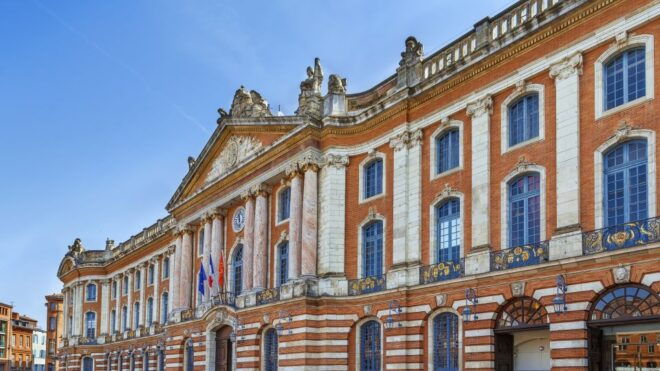 Toulouse : Self-guided Reading Tour - Inclusions